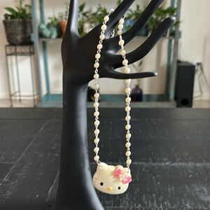 Vintage Hello Kitty Costume Jewelry Faux Pearl Necklace​​​